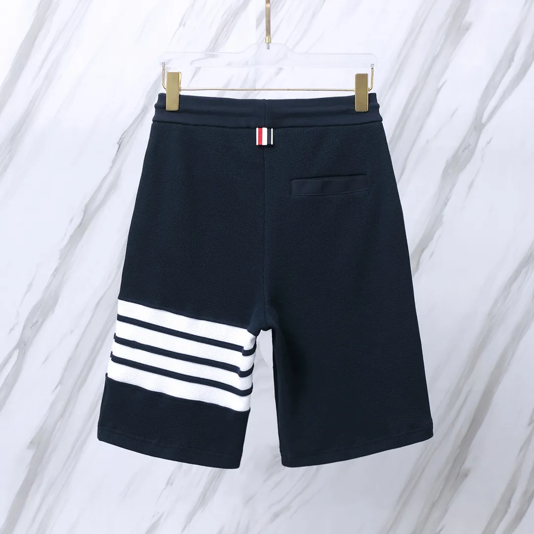 ：116（TB ） THOM BROWNE . TB Factory Same Style TB TB ：Dark Gray/Light Gray/Navy Blue/Black Size：0/1/2/3/4
